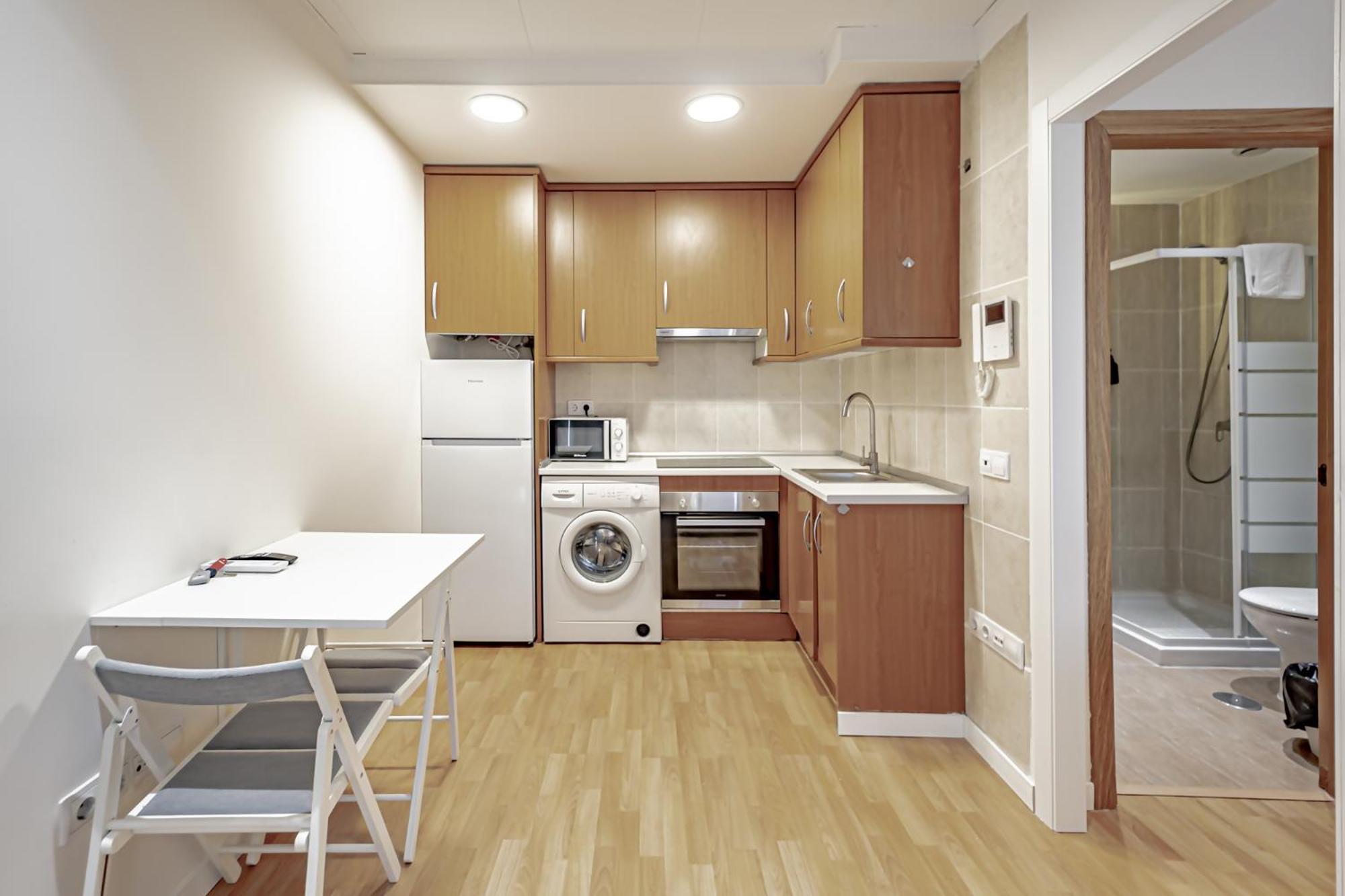 Apartamentos Noviembre Мадрид Экстерьер фото