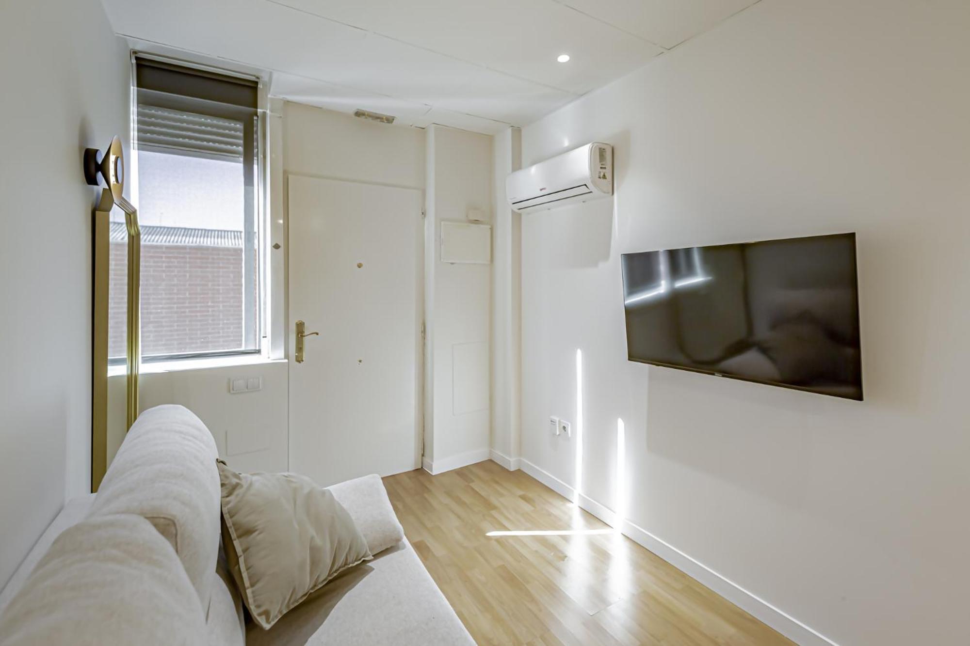 Apartamentos Noviembre Мадрид Экстерьер фото