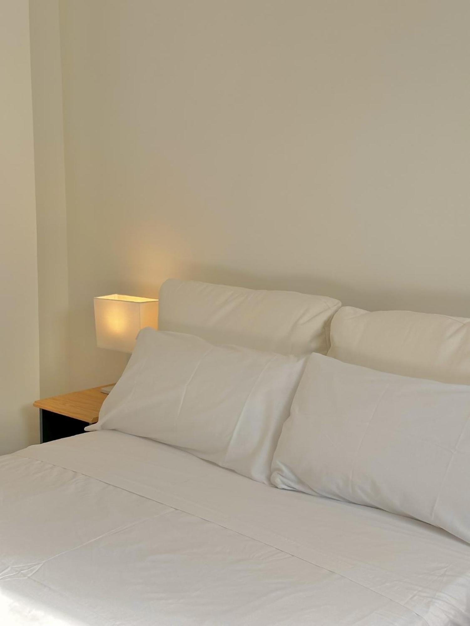 Apartamentos Noviembre Мадрид Экстерьер фото