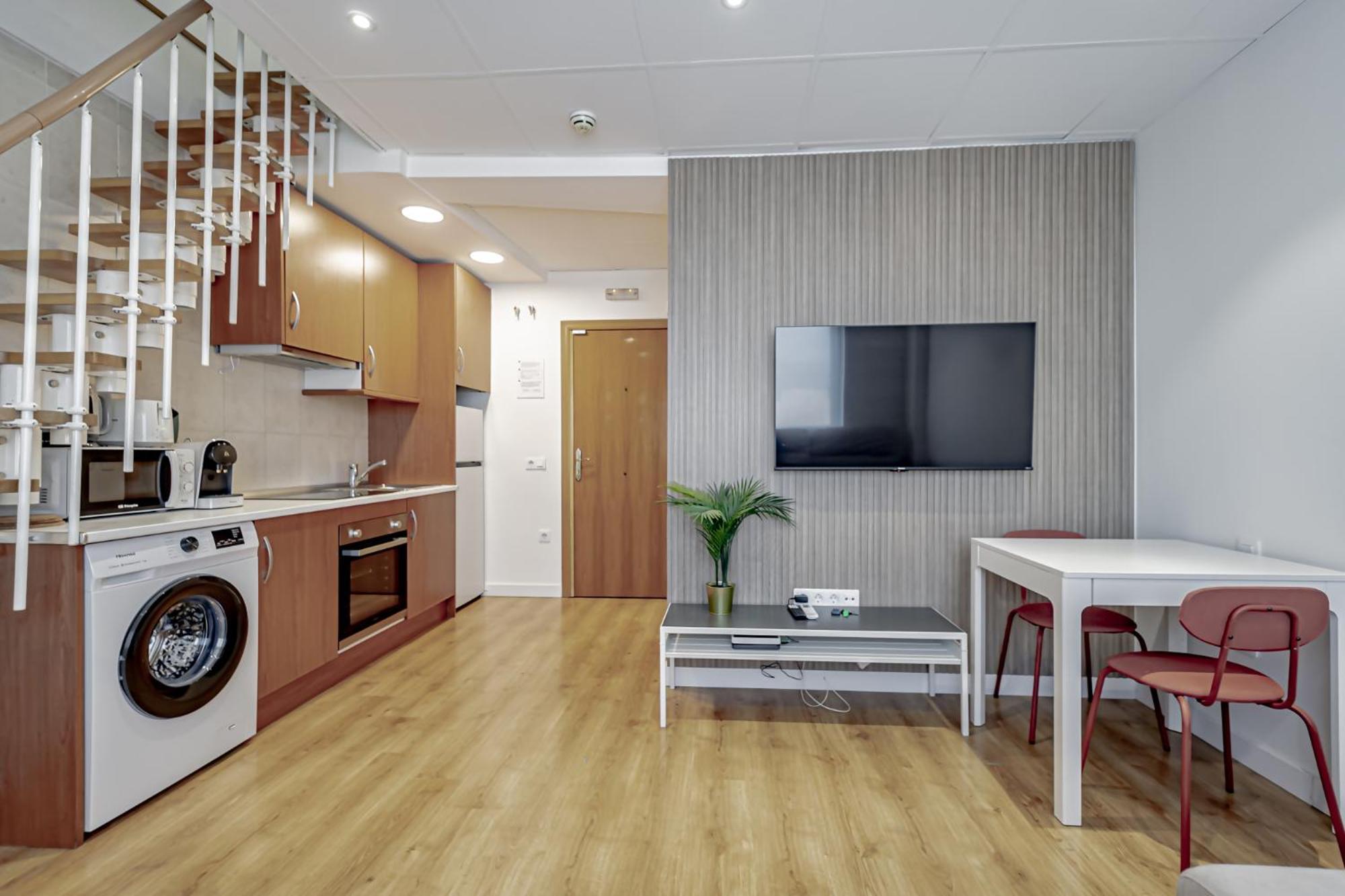 Apartamentos Noviembre Мадрид Экстерьер фото