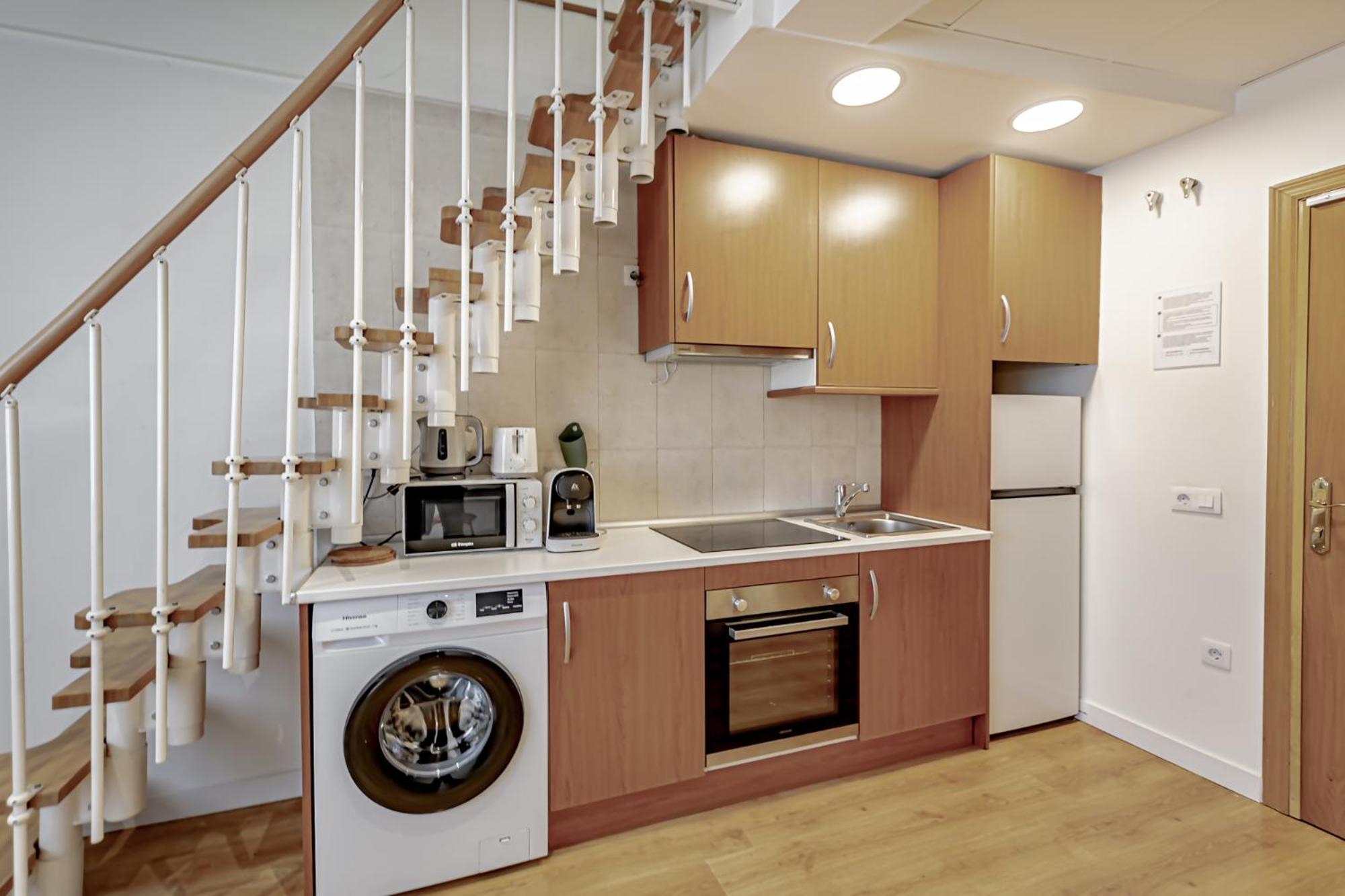 Apartamentos Noviembre Мадрид Экстерьер фото