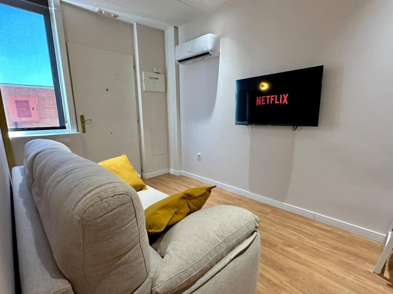 Apartamentos Noviembre Мадрид Экстерьер фото
