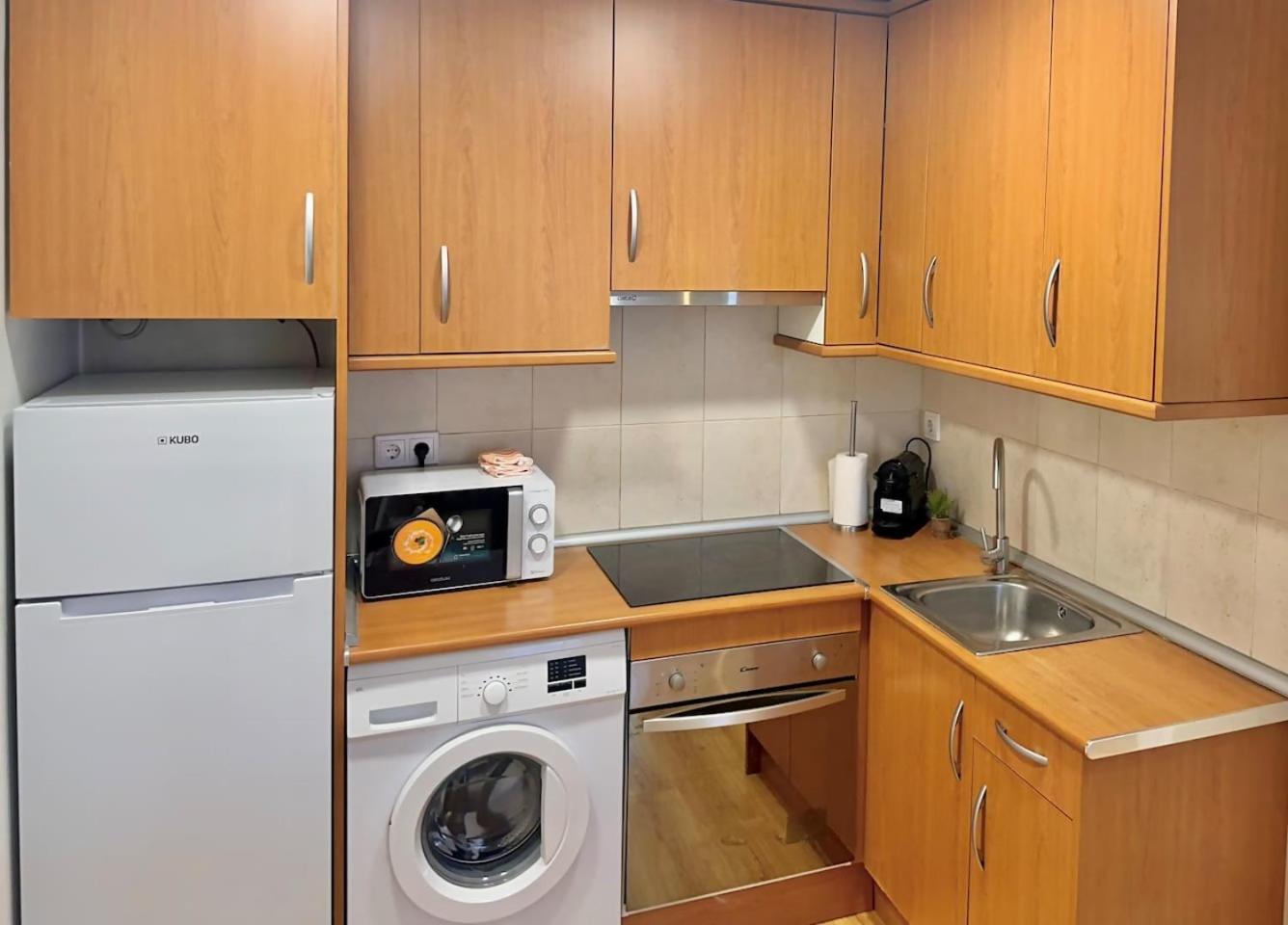 Apartamentos Noviembre Мадрид Экстерьер фото